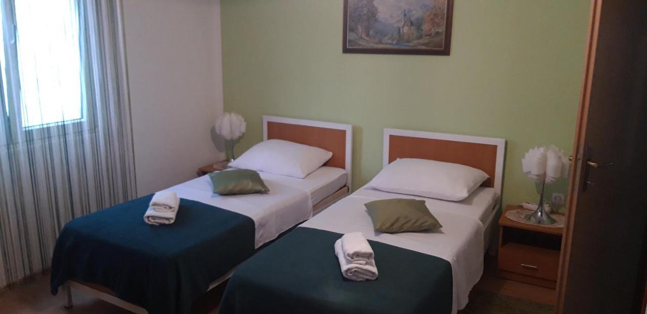 Guest House Ana Zadar Exteriör bild
